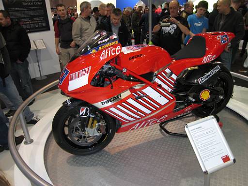 15_13-1.jpg - Quickest Moto-GP bike of the year