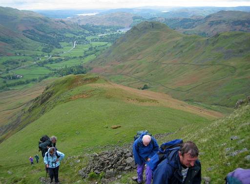 img_0094.jpg - Last effort to get to the summit.