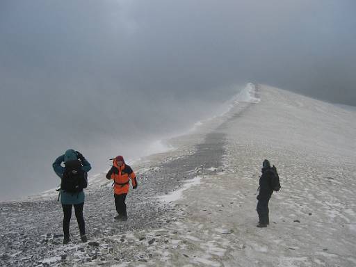 12_31-2.jpg - Snow blows from Blencathra. Spectacular.