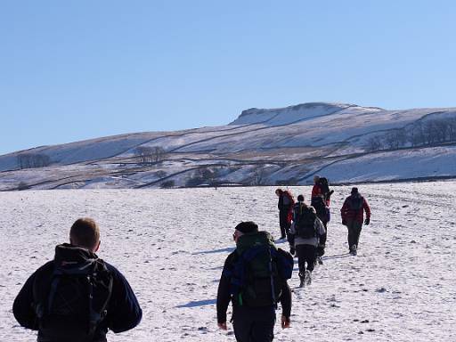 11_01.jpg - Starting the first climb, with Yorburgh on the skyline. Lovely day for walking.