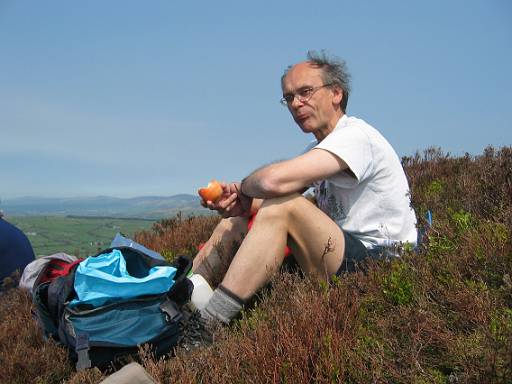 12_45-3.JPG - Carl on Moel Morfydd