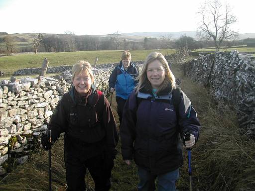 Ravenstonesdale004.JPG - C-party in the Howgills