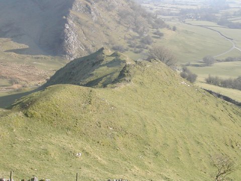 DSCN8524.JPG - Half way up Chrome Hill with Parkhouse Hill beyond