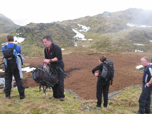 13_16-1.jpg - A party on Bessyboot, above the snow line.