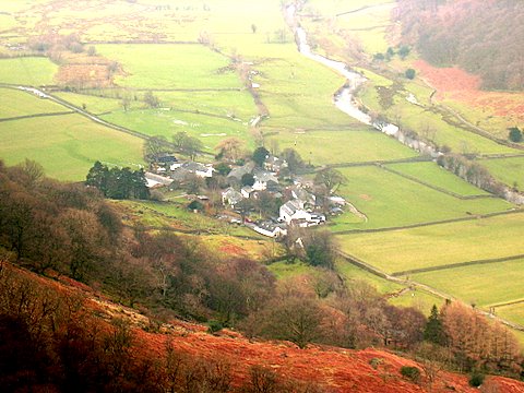 DSCN1252.JPG - Views opening up towards Stonethwaite