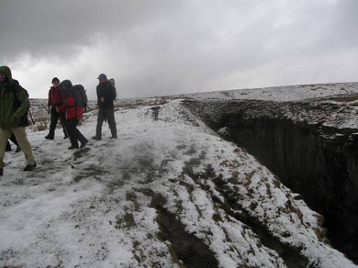 11_03-1.jpg - Passing Hull Pot, snow on the ground. Soon hail will start to fall as well.