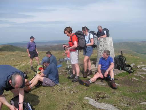 15_45-1.jpg - A-party on Cadair Berwyn