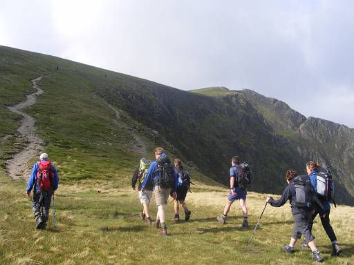 12_30-1.jpg - Heading to Hopegill Head for lunch