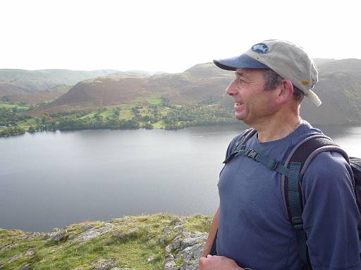 14_43-2.jpg - Tony on Yew Crag