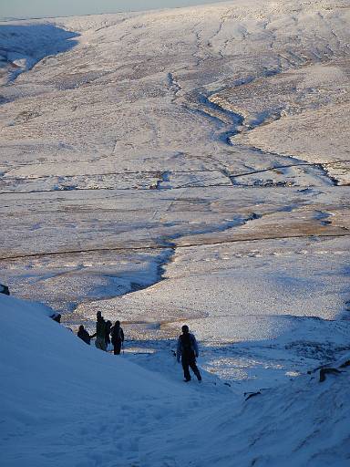 14_06-1.jpg - Descending Fountains Fell