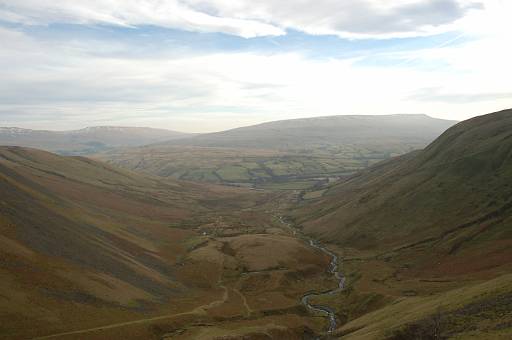 DSC_0030.JPG - Looking to Baugh Fell