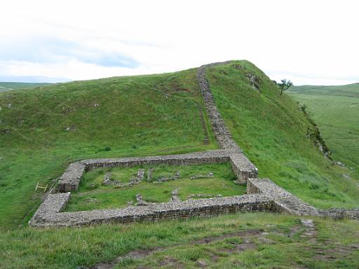 15_17-1.jpg - Milecastle.