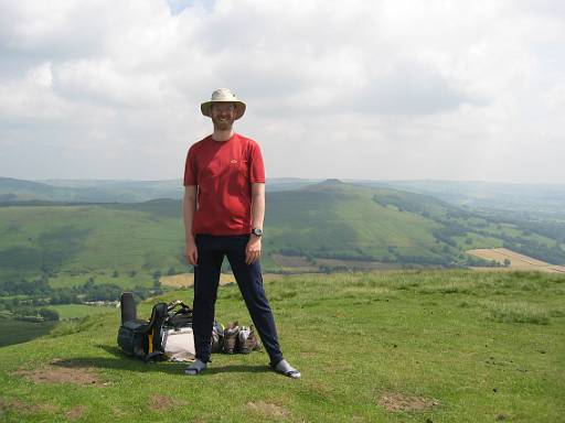 12_49-1.jpg - Day 1 of backpacking trip. On Lose Hill letting feet have a rest. Shortly afterwards a party of school children arrived.