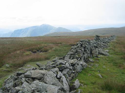 11_40-1.jpg - High Street was in cloud, but this is the wall from High Street heading towards Ill Bell.