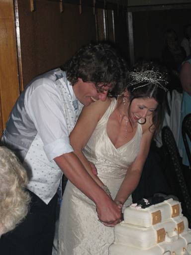 19_45-1.jpg - Cutting the cake