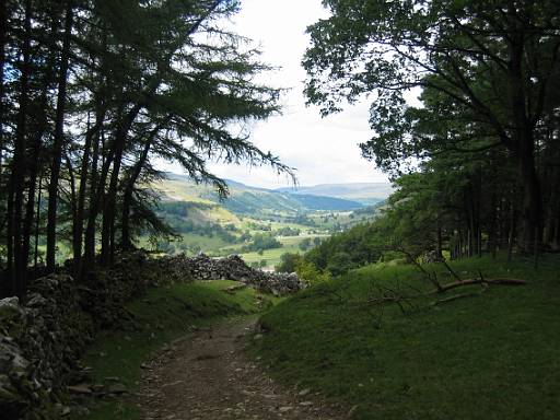 13_21-1.jpg - Descending to Kettlewell