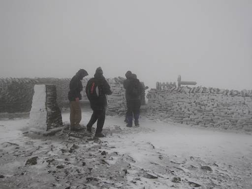 10_29-1.JPG - Pen-y-Ghent summit. It seems to be snowing.