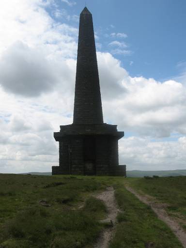 13_37-1.jpg - Stoodley Pike