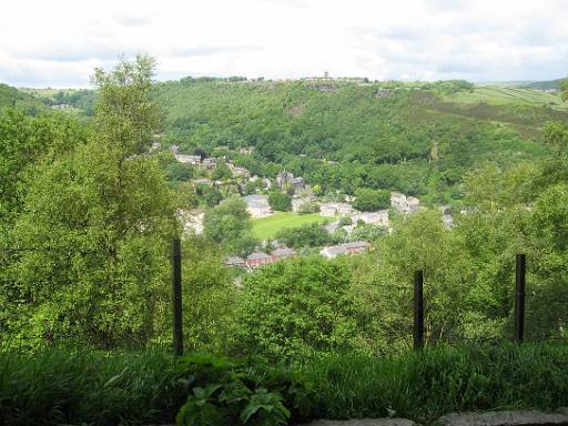 14_22-1.jpg - View across Hebden Bridge