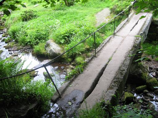 09_22-1.jpg - Bridge over Colden Clough