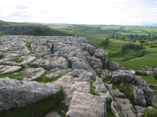 08_04-1.jpg - Limestone pavement at the top of Malham Cove