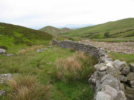 07_54-1.jpg - Before starting the climb to Knock Fell this is looking back to Knock Pike and Dufton