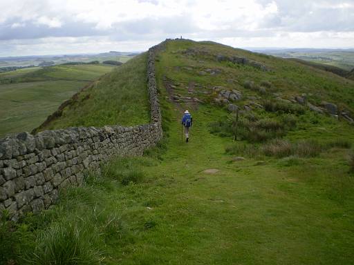 08_35-1.jpg - Me setting off along the wall