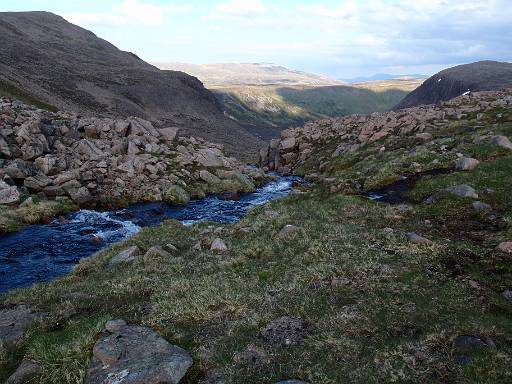 17_26-1.jpg - Looking back down Derry Burn from Loch Etchachan