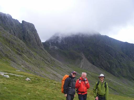 15_37-1.jpg - Paul, Phil and Richard with Scafell