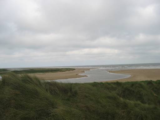 09_18-1.JPG - First sighting across to the sea at Holme