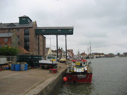 10_59-1.JPG - Fishing boats at Wells