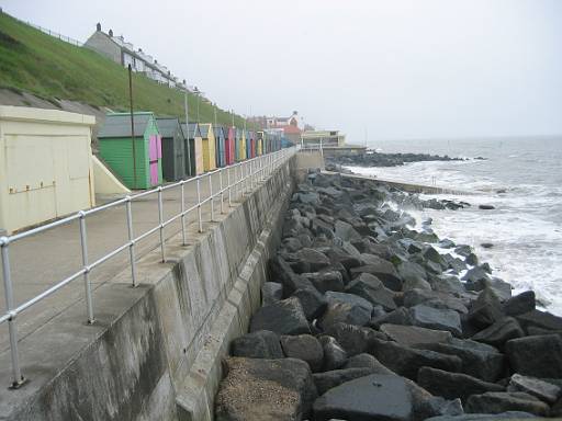 09_29-1.JPG - Looking back to Sheringham